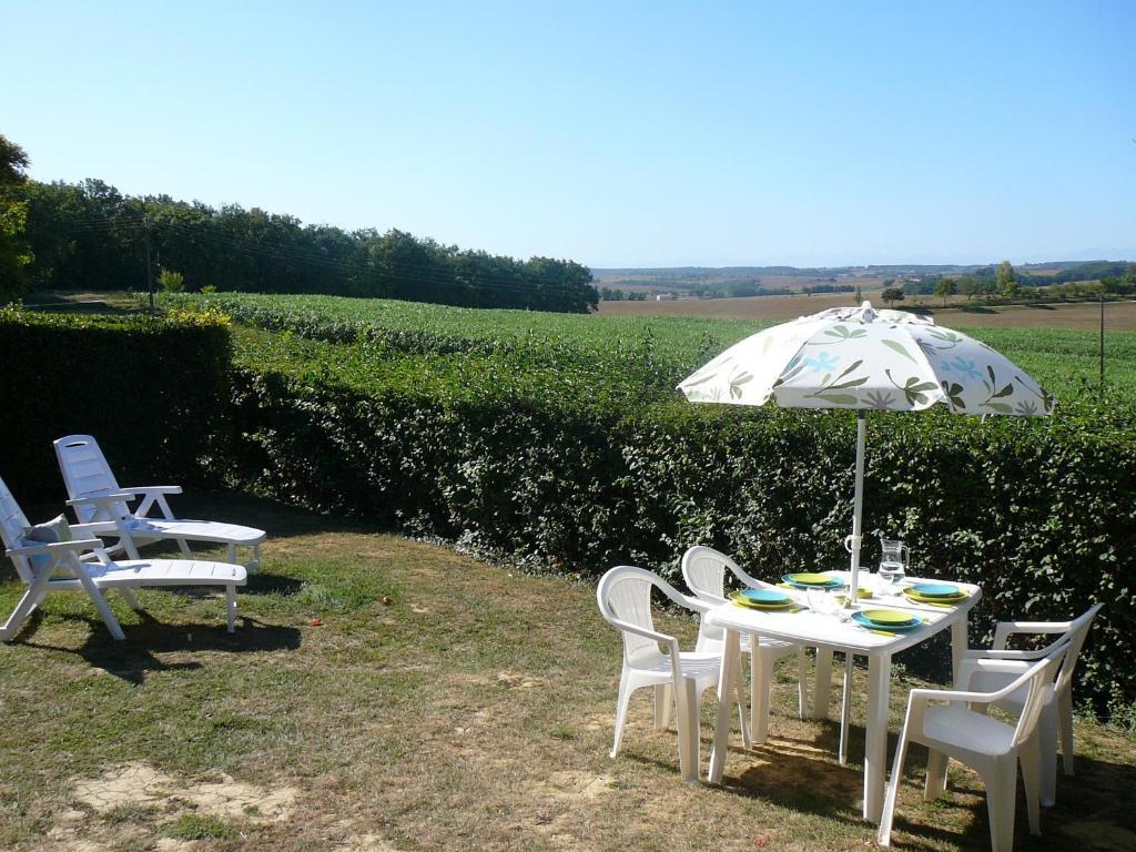 Les Chalets Des Mousquetaires Mirepoix  Rum bild