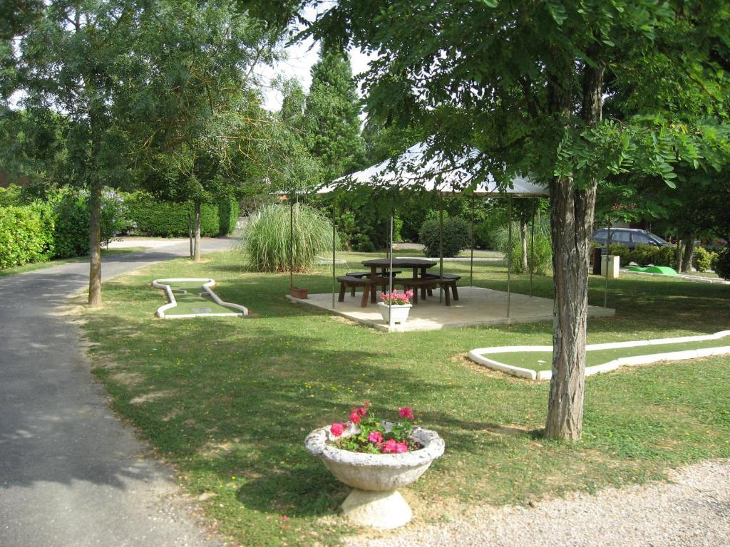 Les Chalets Des Mousquetaires Mirepoix  Exteriör bild