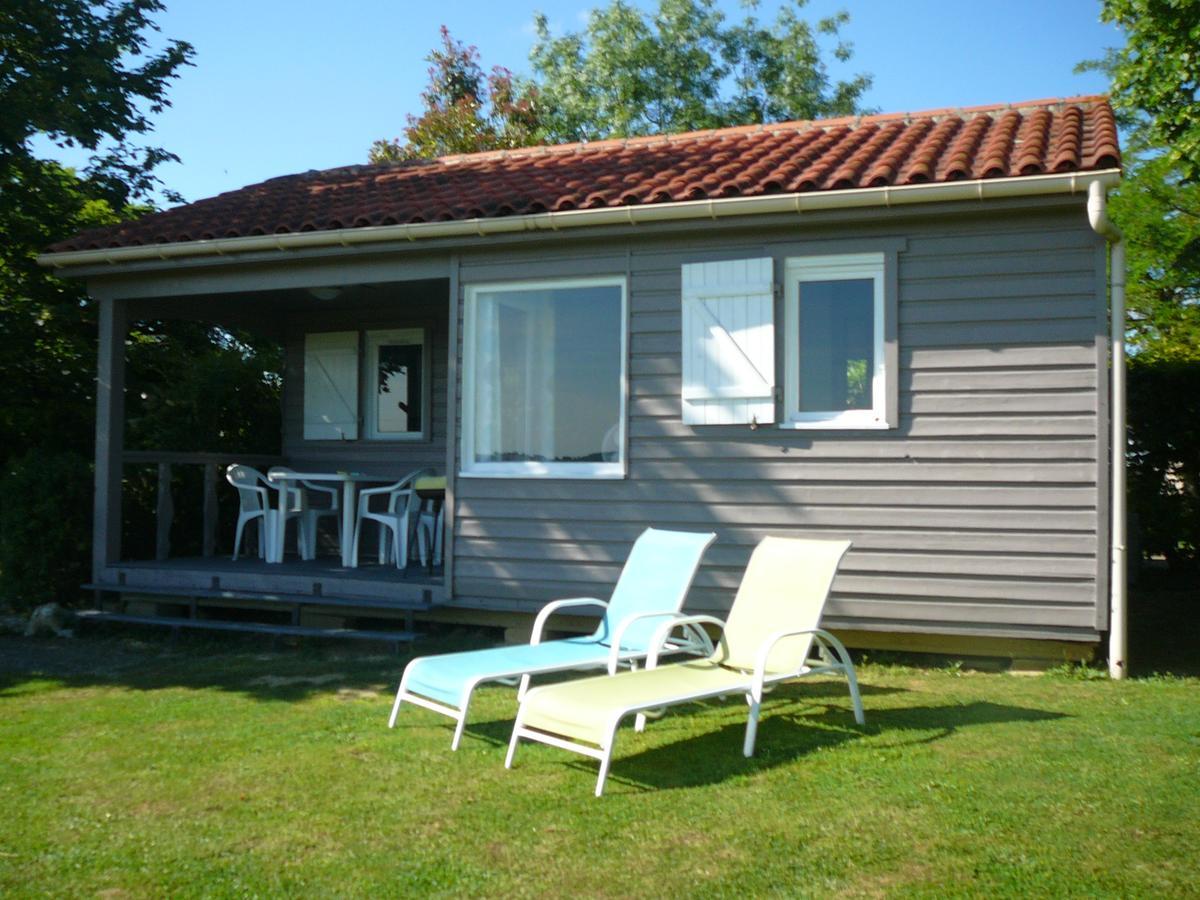 Les Chalets Des Mousquetaires Mirepoix  Rum bild